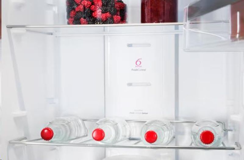 Whirlpool kjøleskap SW8AM2YXR2