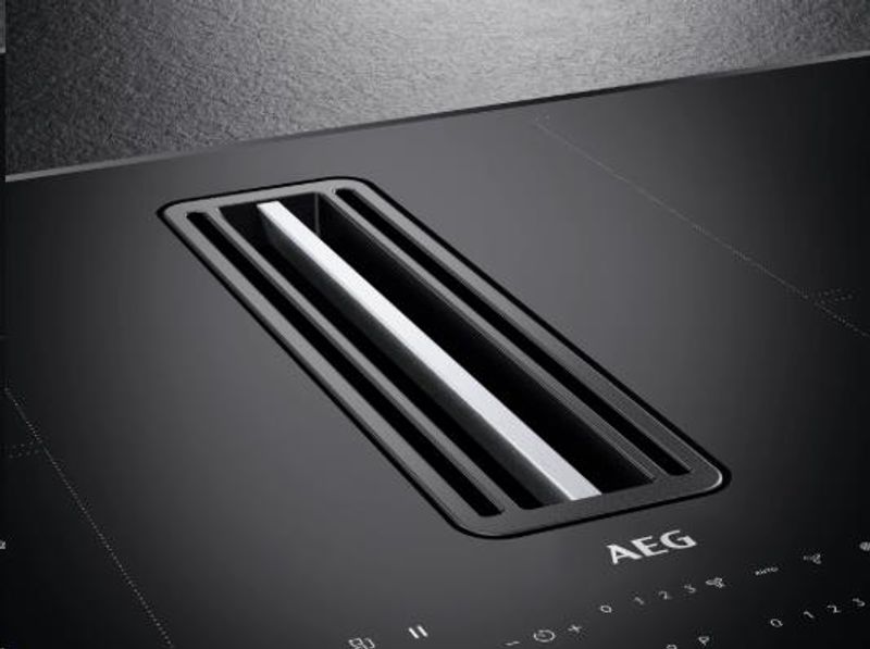 AEG 8000-serien CCS84779CB induksjonstopp med integrert vent