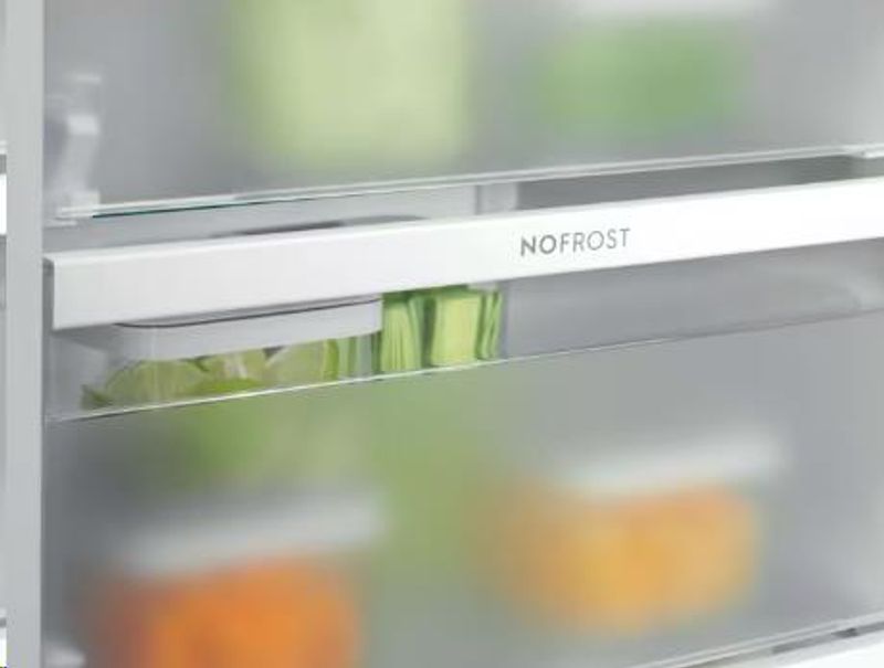 Electrolux 700-serien EUN7NE18SX integrert fryseskap